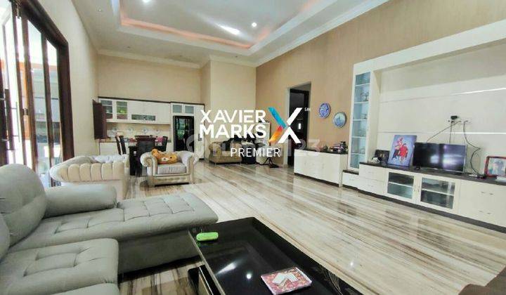 D087 Dijual Rumah Mewah Tropical Modern di Boulevard Ijen Nirwana Dekat Pusat Kota Malang 5