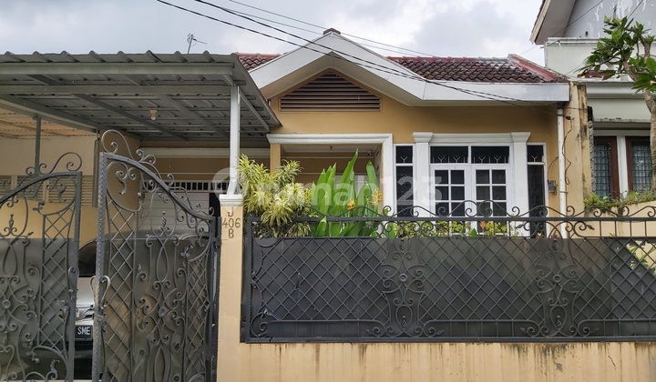 Rumah Siap Huni Dalam Lingkungan yang Nyaman Dekat dengan Akses Tol di Cinere. 2