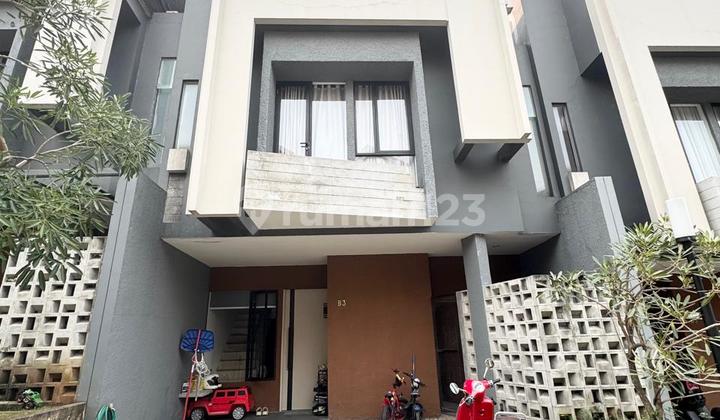 Semi-Furnished Ready to Occupy Townhouse In Pondok Cabe.