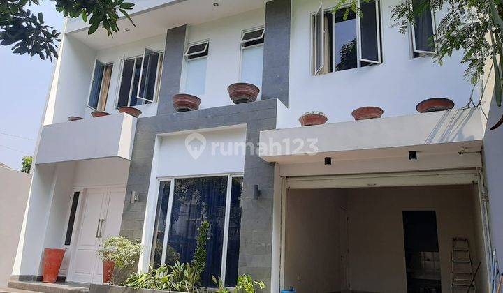 Dijual Rumah Semi Furnished Dalam Hunian Yang Strategis Di Megapolitan Cinere Estate. 1