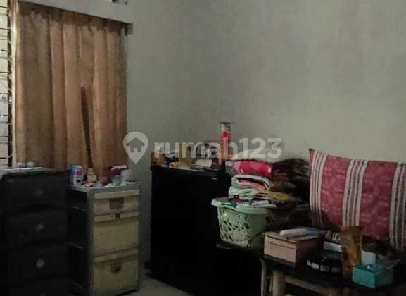 Dijual rumah di lokasi strategis Pancoran Jakarta Selatan.
 7