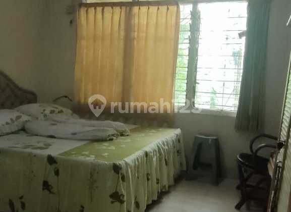 Dijual rumah di lokasi strategis Pancoran Jakarta Selatan.
 10