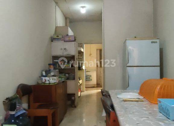 Dijual rumah di lokasi strategis Pancoran Jakarta Selatan.
 11