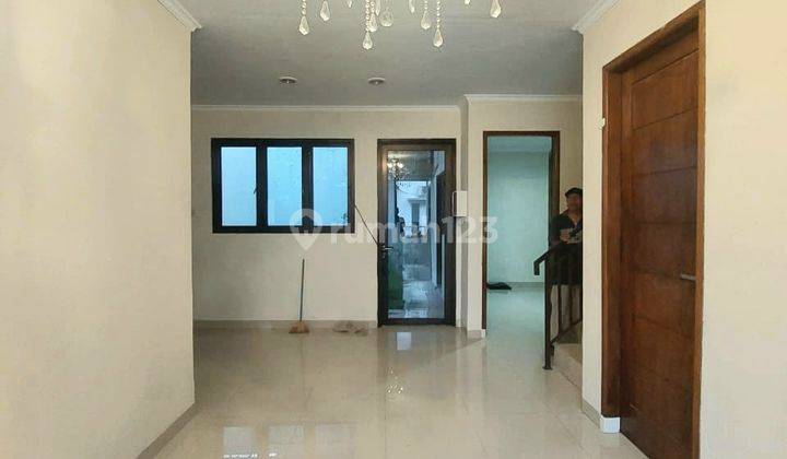 Dijual rumah siap huni yang nyaman dan asri dalam Perumahan Andara Village Pangkalan Jati Baru Cinere. 2