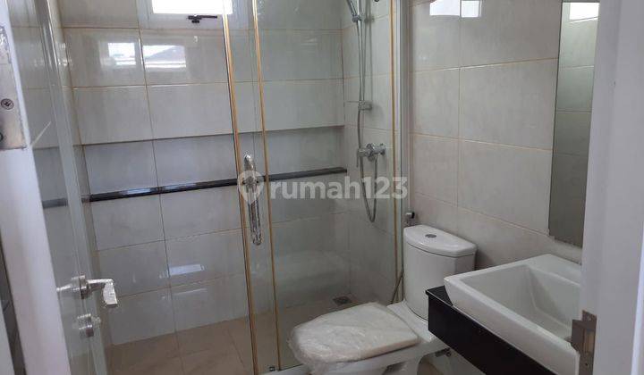 Dijual Cepat Rumah Baru Semi Furnished Dalam Perumahan Yang Nyaman Di Lebak Bulus Jakarta Selatan. 2