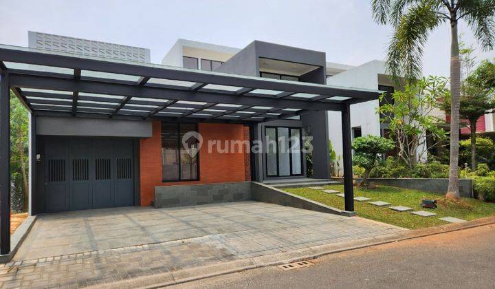 Dijual Rumah Split Level Dengan Pool Di Cluster Mewah Dan Nyaman Di Bsd Tangerang Selatan. 1