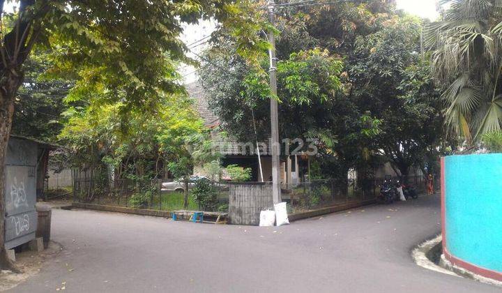 Bangunan Hitung Tanah Saja Di Jalan Cenek Pesanggrahan Jakarta Selatan. 1