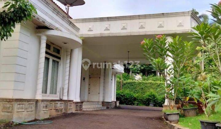 Rumah Asri Dengan Pool Dan Halaman Luas Serta Lingkungan Yang Nyaman Di Jakarta Selatan 2