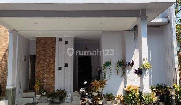 Harga Turun Rumah Siap Huni Lokasi Dalam Private Cluster Yang Nyaman, Tenang Dan Aman Di Krukut Depok.
 1