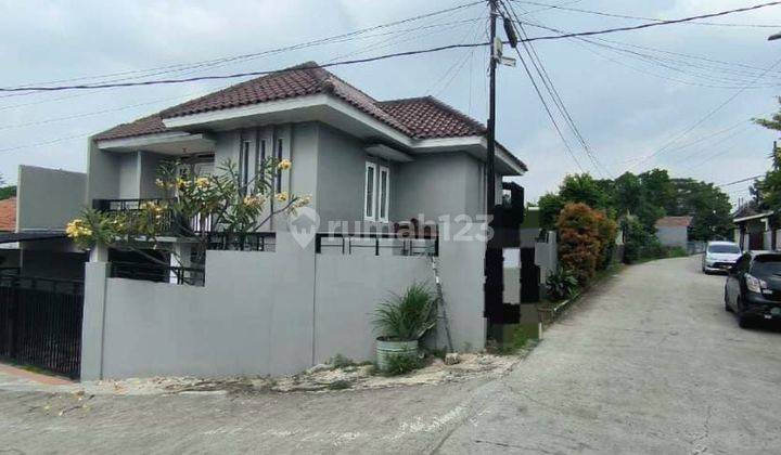 Rumah Hoek Minimalis Renovasi Seperti Baru Dalam Kompleks Di Cimanggis Depok. 2