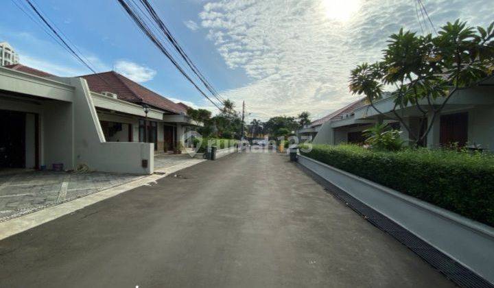 Rumah Mewah Dengan Pool Di Area Utama Cipete Jakarta Selatan 2