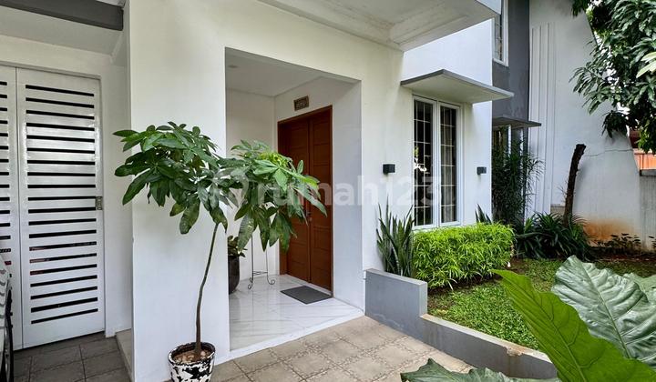 Rumah Asri Dalam Lingkungan Yang Tenang Di Cinere.
