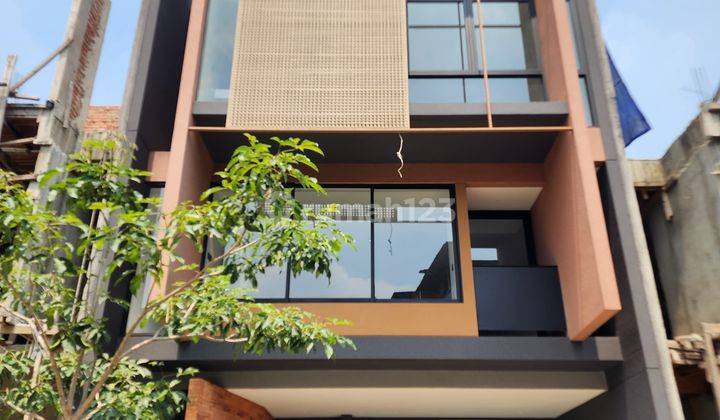 Town House Hanya 5 Unit Di Lokasi Startegis Ampera Jakarta Selatan. 1