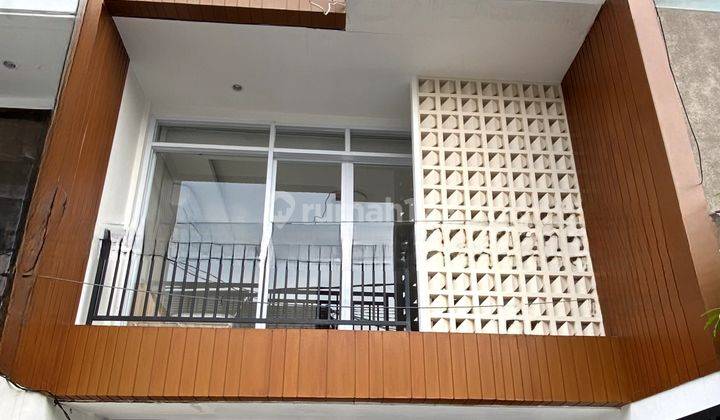 Dijual Cepat Rumah 4 Lantai Furnished Di Tebet Timur Jakarta Selatan. 1