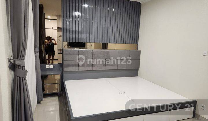 Rumah Modern Full Furnished Dikawasan Symphonia Gading Serpong  2