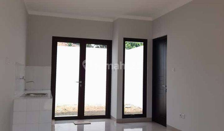 Rumah Dua Lantai Dekat Bandara Pondok Cabe 3 Kamar Tidur