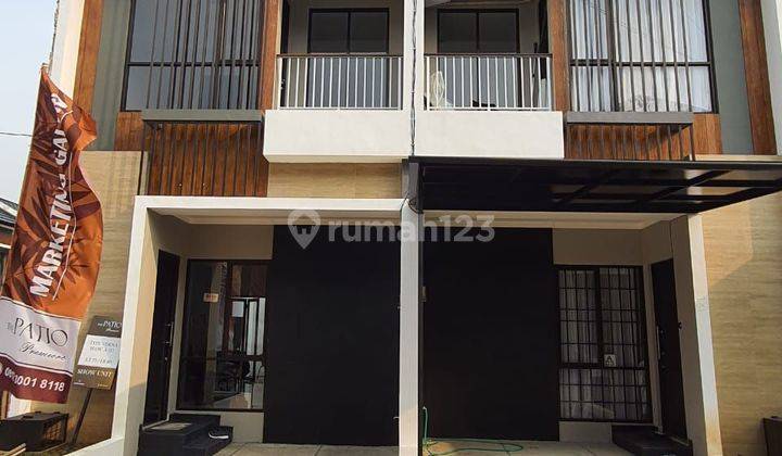 Rumah modern 2 lantai SHM, area strategis dekat dengan pintu toll 2