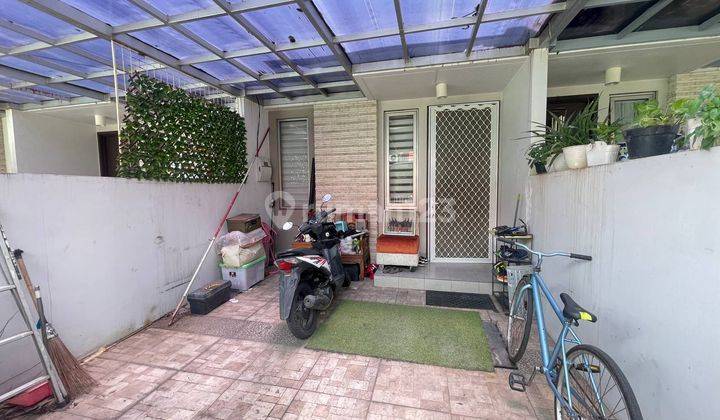 RUMAH SPORADIS VILLA GALAXY, SEBERANG GRAND GALAXY PARK 2