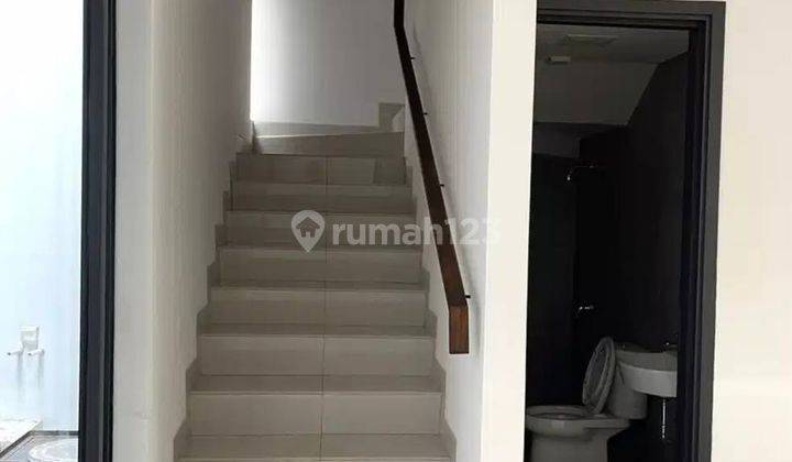 Disewakan Rumah Baru Wisteria Metland Menteng Jakarta Timur 2