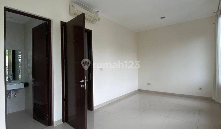 Rumah Hook Luas Siap Huni Lotus Grand Galaxy City 2