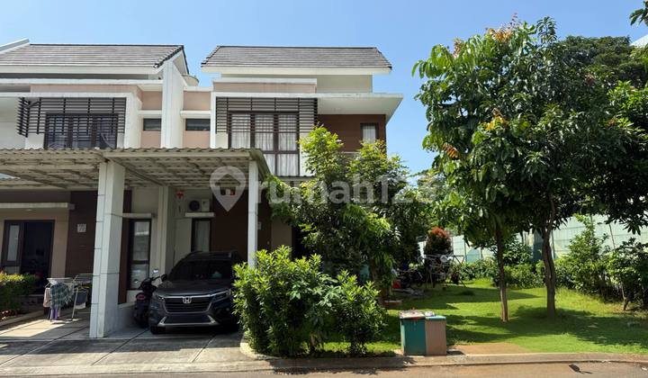 For Quick Sale: House at Hoek Burgundy Residence, Summarecon Bekasi