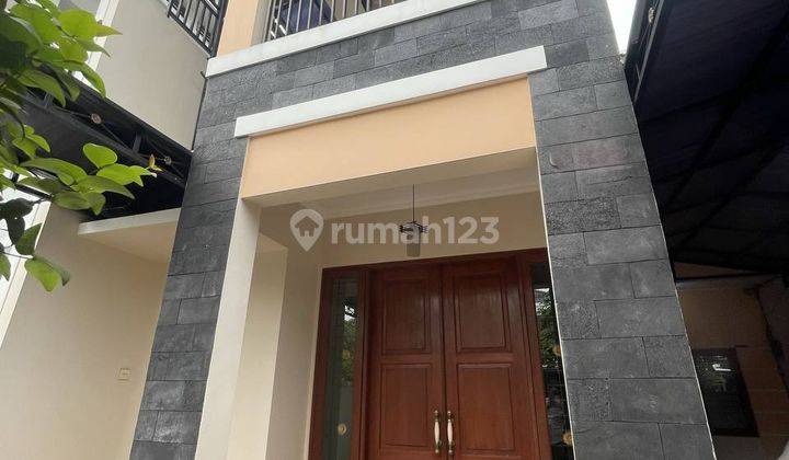 Rumah Luas Strategis di Villa Galaxy Bekasi  2