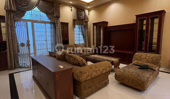 Rumah Siap Huni di PIK