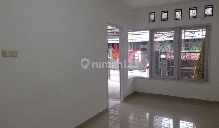 Rumah Siap Huni di Graha Raya Tangerang 1