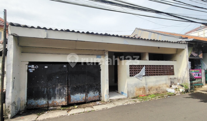 Rumah Tua Di Kemanggisan Kebon Jeruk, Jakarta Barat