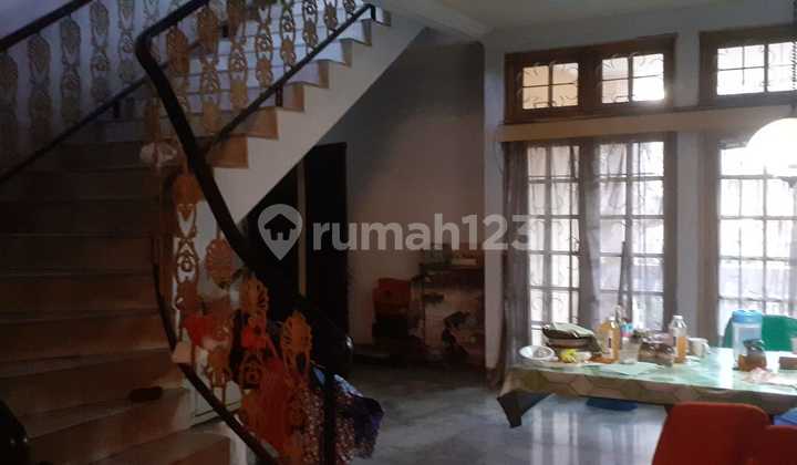 Rumah Tua Murah di Permata Hijau