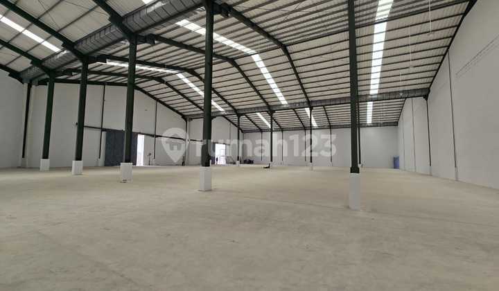 Gudang Siap Pakai di Laksana Business Park