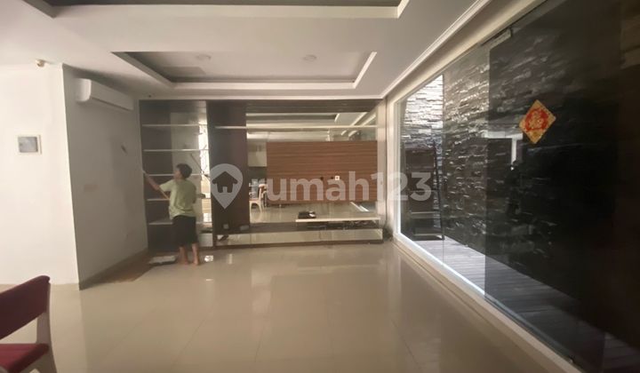 Charming and Ready-to-Occupy House in Ancol Charming and Ready-to-Occupy House in Ancol