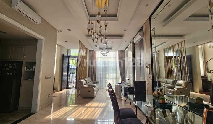 Rumah Mewah Dan Siap Huni Di Golf Island Pik