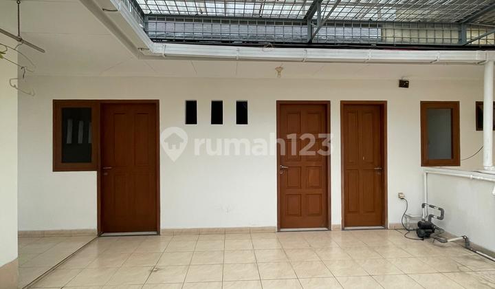 Neat And Ready-to-Occupy House In Kelapa Gading