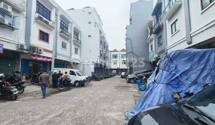 Ruko Siap Pakai Di Komplek Toho Pik