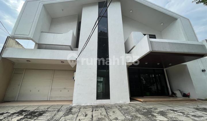Luxury House Affordable Price in Bangka, South Jakarta 2