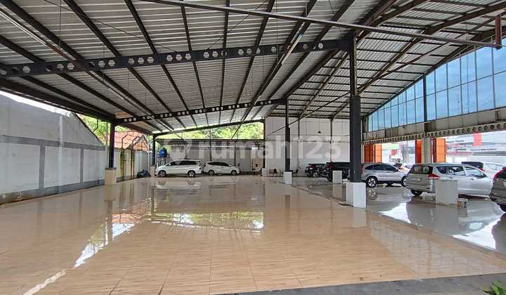 Used Car Showroom in Sawangan Depok