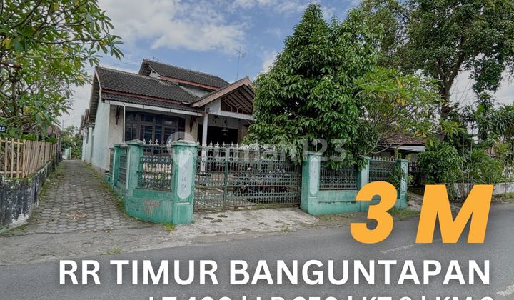 Selling House by the Road Near Eastern Ringroad Banguntapan Suitable for Living and Business Selling House by the Road Near Eastern Ringroad Banguntapan Suitable for Living and Business
