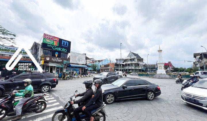 Tempat Usaha Depan Tugu Yogya Pusat Keramaian 2