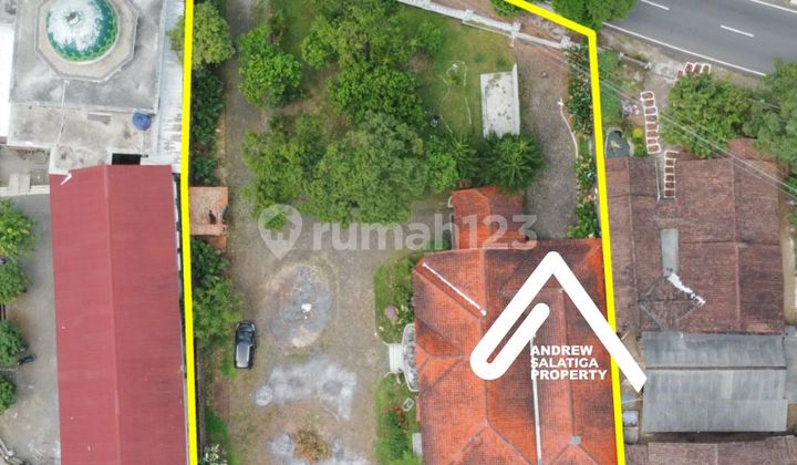 Serene Cool House in Salatiga City with a Spacious Yard 2