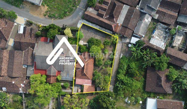 Rumah Limasan Dekat Uii Jalan Kaliurang Akses Mudah Taman Luas 2