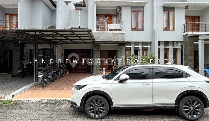 Jual Rumah Cluster Elit Palagan Fasilitas Lengkap Row Jalan Lebar 2