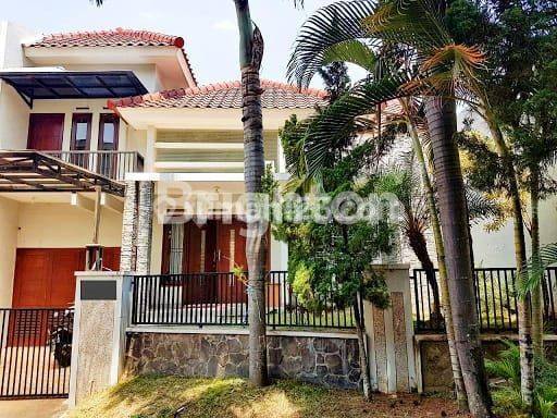 Rumah bagus modern 2 lantai siap huni di Villa Puncak Tidar kota Malang 1