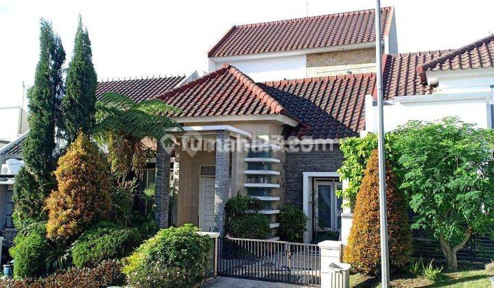 Rumah bagus modern berkualitas lengkap dgn jakuzi 2 lantai di VPT 1