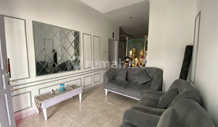 Modern Residence in Arcamanik, Bandung City. In a Modern Housing Complex with Complete Social Facilities, Comfortable and Wide Roads.