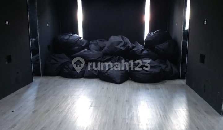 For Rent: 1st and 2nd Floor Shop House in Setrasari Mall. Strategic location! For Rent: 1st and 2nd Floor Shop House in Setrasari Mall. Strategic location!