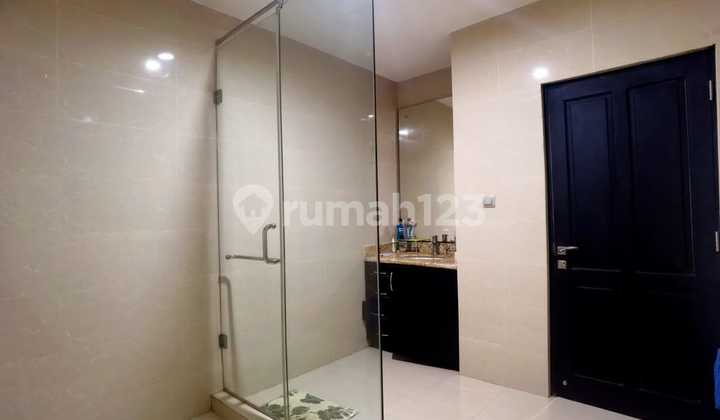 For Sale Fast Fully Furnished House in Batam 2