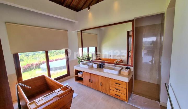 Sale Main House, Guesthouse + Staff House 12