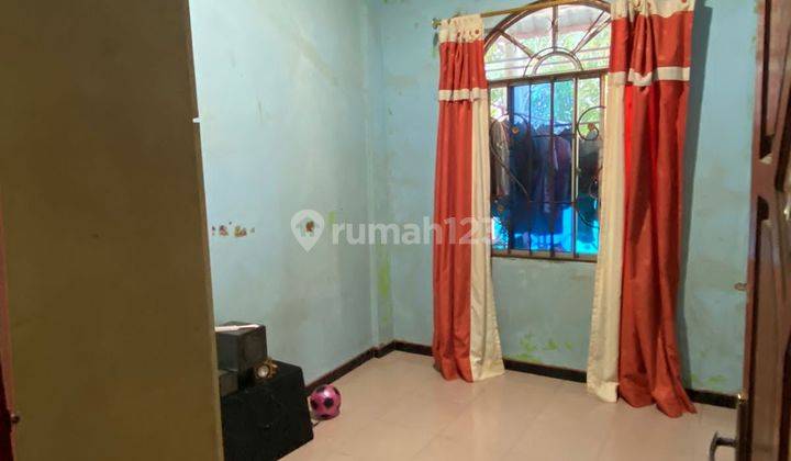 DI JUAL MURAH 1 UNIT RUMAH 2 LANTAI DI SAMPING PASAR FANINDO 6