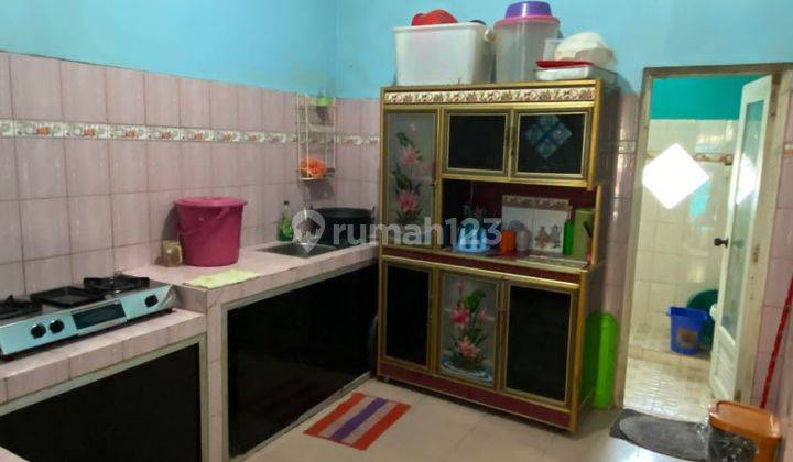 DI JUAL MURAH 1 UNIT RUMAH 2 LANTAI DI SAMPING PASAR FANINDO 18